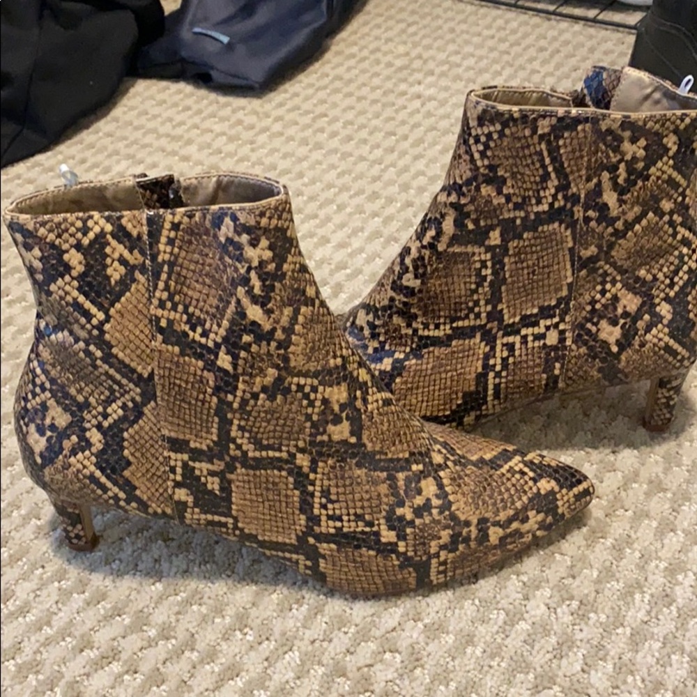 H&M Textured Python Booties - Picture 2 of 4